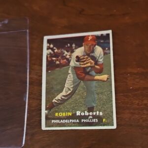 1957 Topps Baseball Card - Robin Roberts Cardly AI Rating 4.